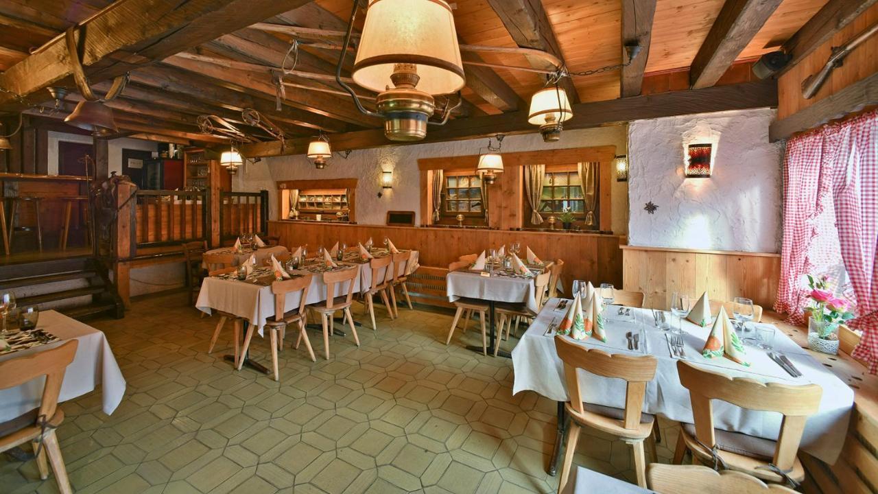 Hotel Restaurant Les Lilas Лес-Діаблеретс Екстер'єр фото
